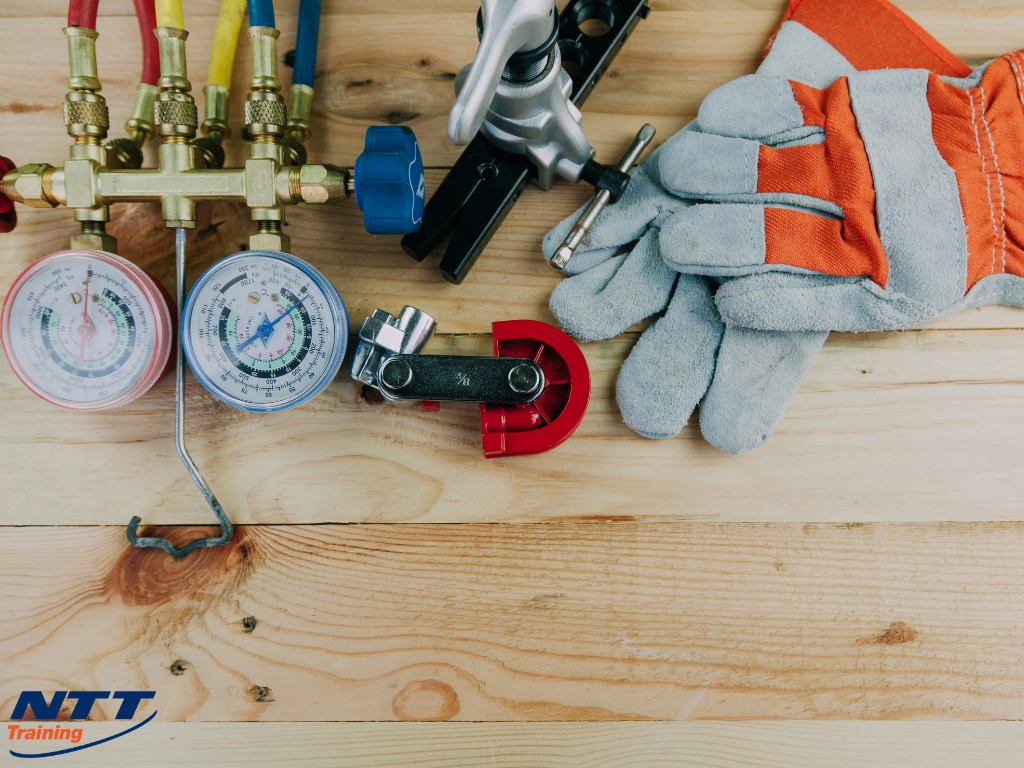 HVAC Troubleshooting Tools: What Do Your Employees Need in their Pockets?