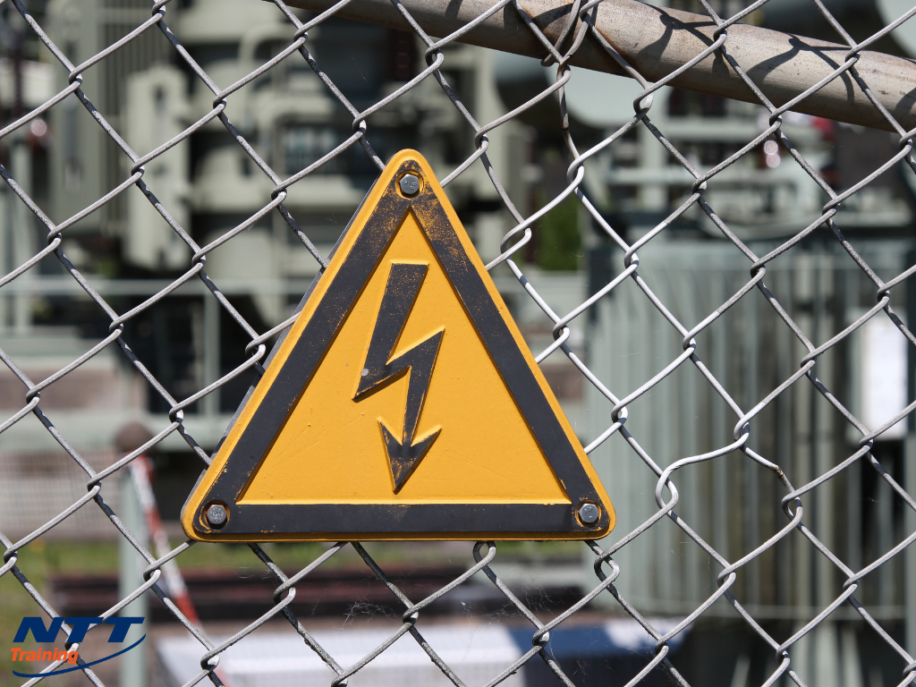 Electrical Systems in Industrial Settings: What Do Your Employees Need to Know?