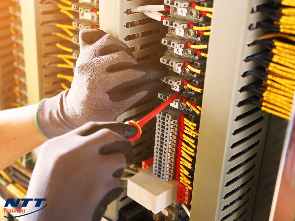 Industrial Circuits How Are They Different From Traditional Circuits
